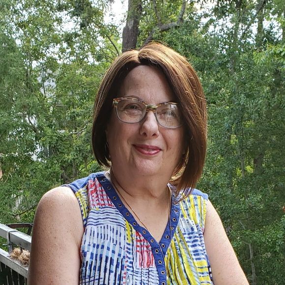 Meet your Posher, Savina - Picture 1 of 1